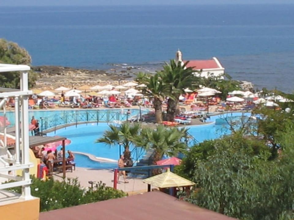 Poollandschaft Eri Beach & Village