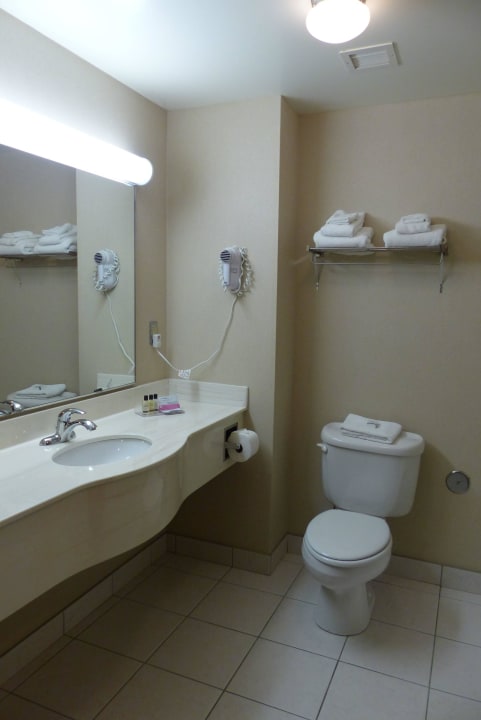 Badezimmer Hotel Humphry Inn & Suites