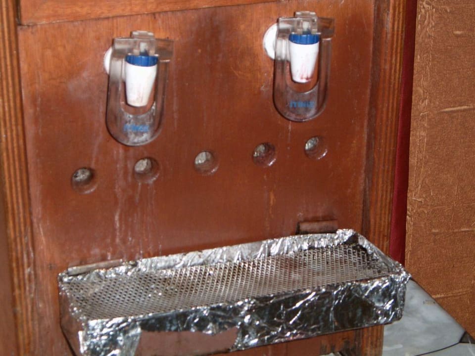 Wein-Spender  Hotel Orfeus Park