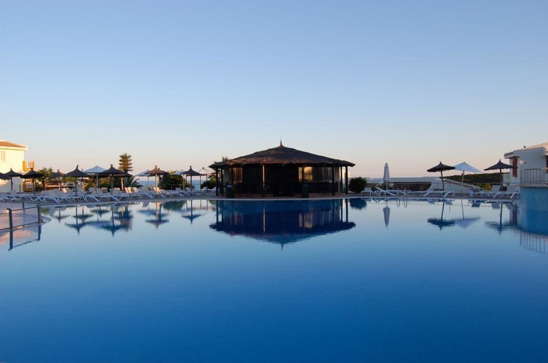 Bar przy basenie blau punta reina