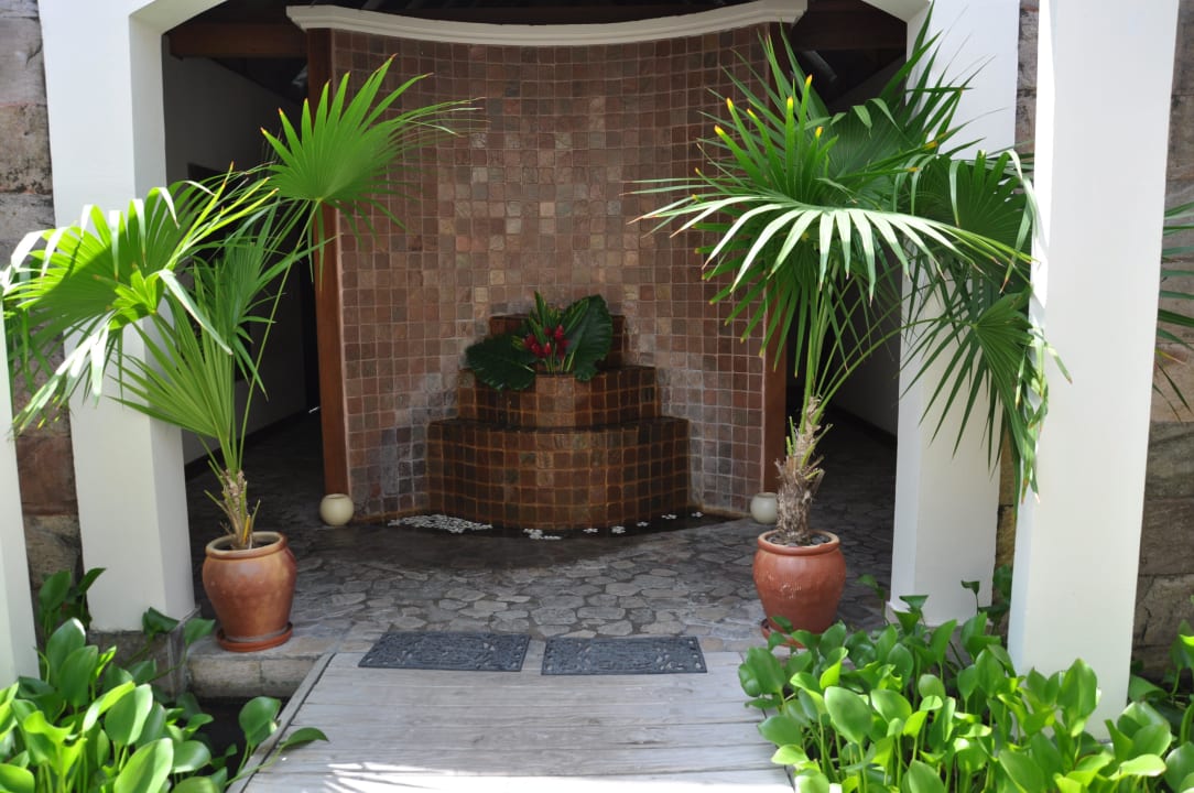 Eingang zum Spa Kuramathi Maldives