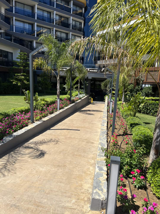 Gartenanlage Arnor de Luxe Hotel & Spa