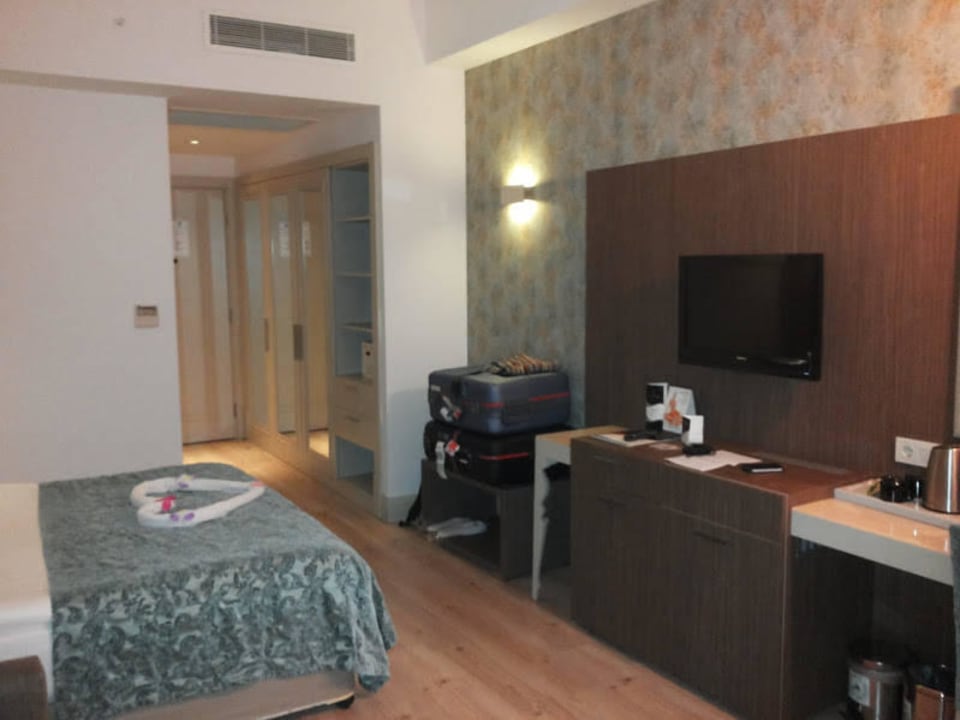 Zimmer  3004 Port Side Resort Hotel