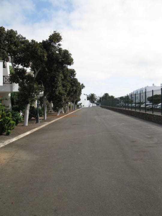 Weg zum Strand allsun App.-Hotel Albatros