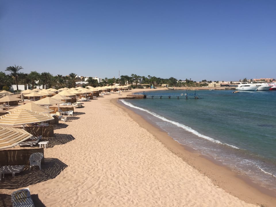 Strand Menaville Safaga