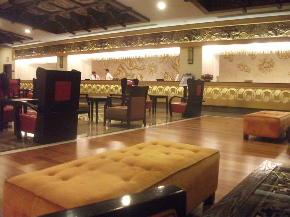 Die Rezeption Hotel Royal Dragon