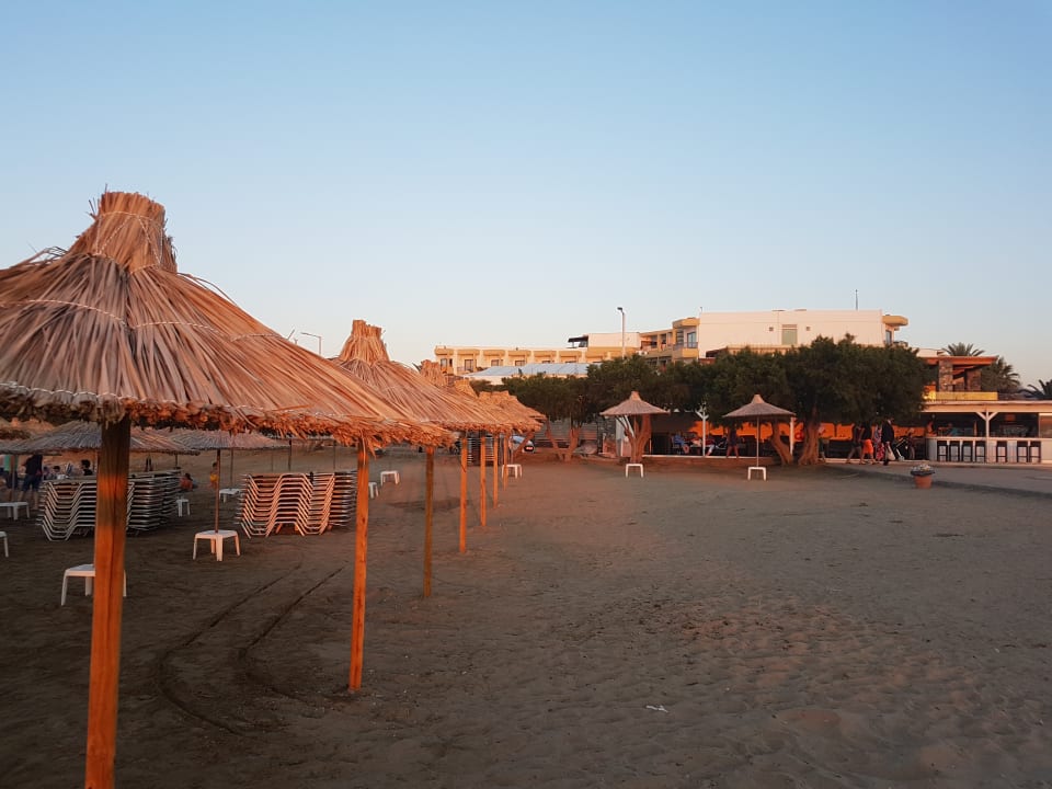 Strand Hotel Aphrodite Beach Club