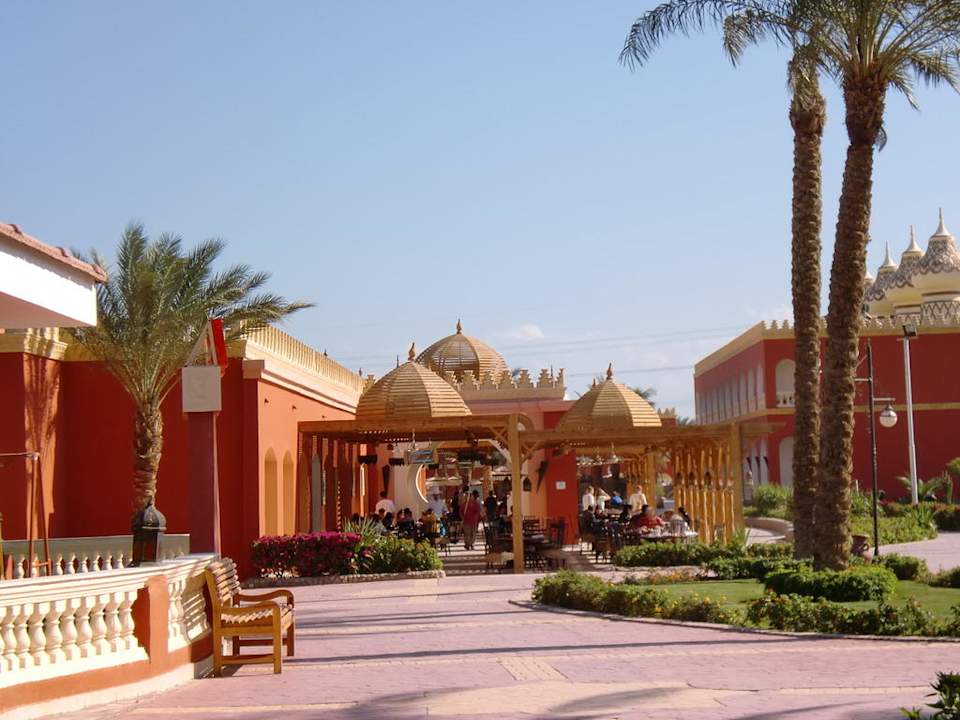 Weg zum Garten Pickalbatros Alf Leila Wa Leila Resort - Neverland Hurghada