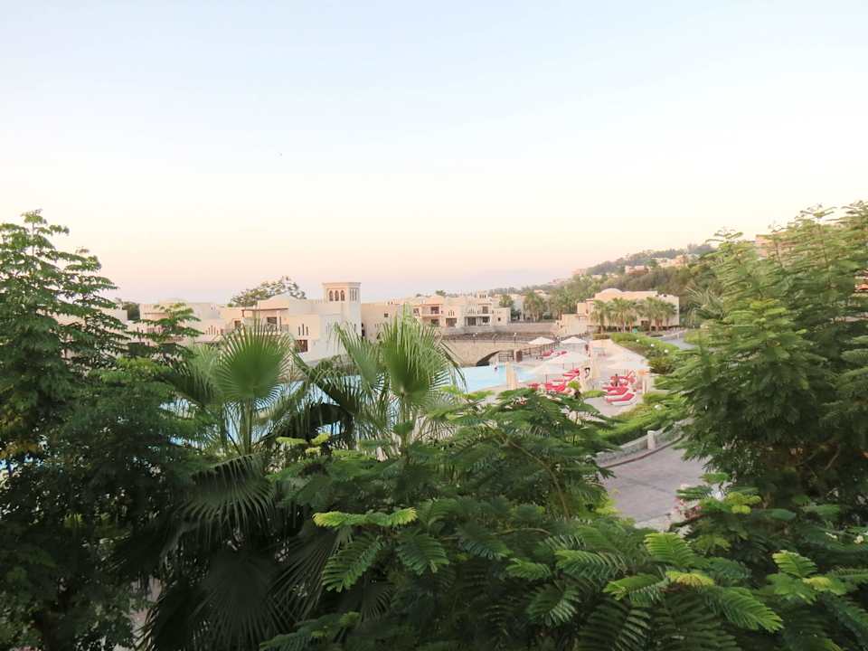 Ausblick Balkon  The Cove Rotana Resort