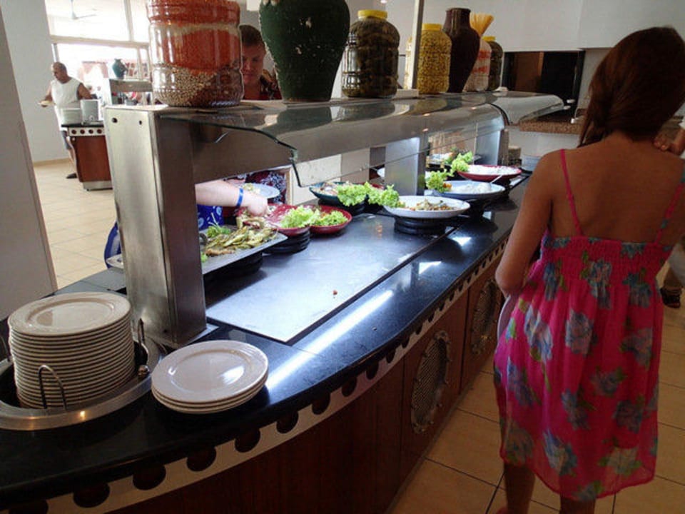 01.10 godz 13 i znowu pustki Sunrise Beach Side