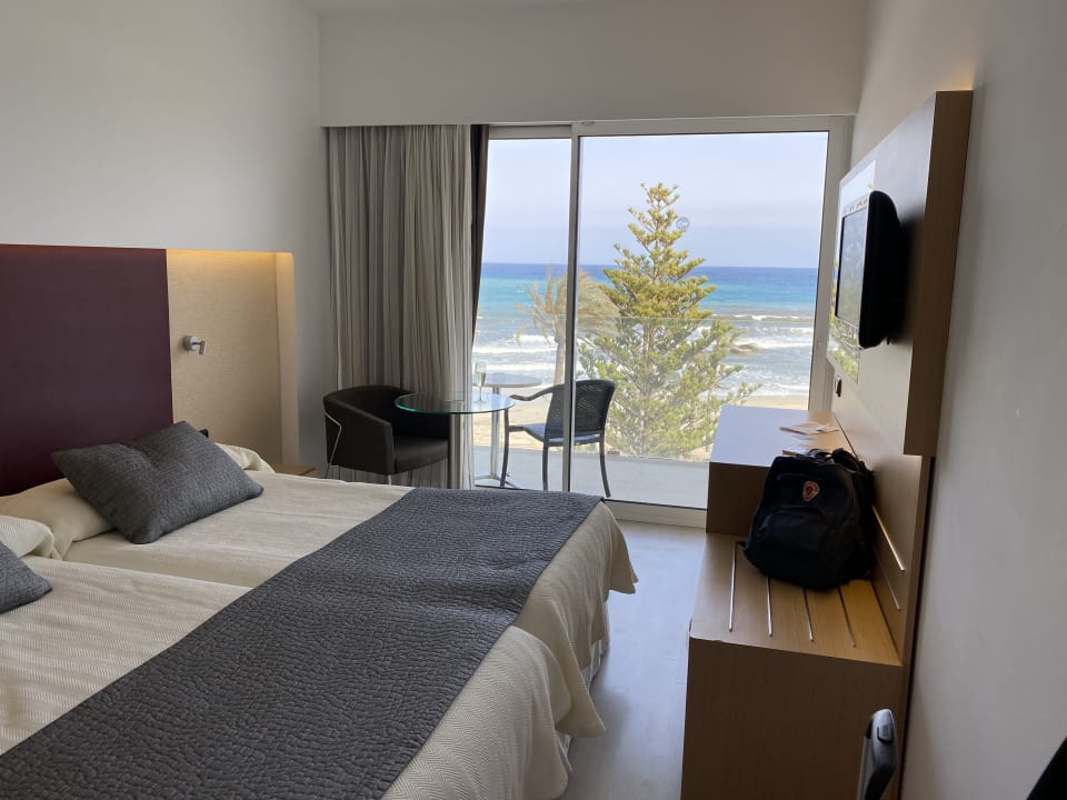 Zimmer CM Playa del Moro