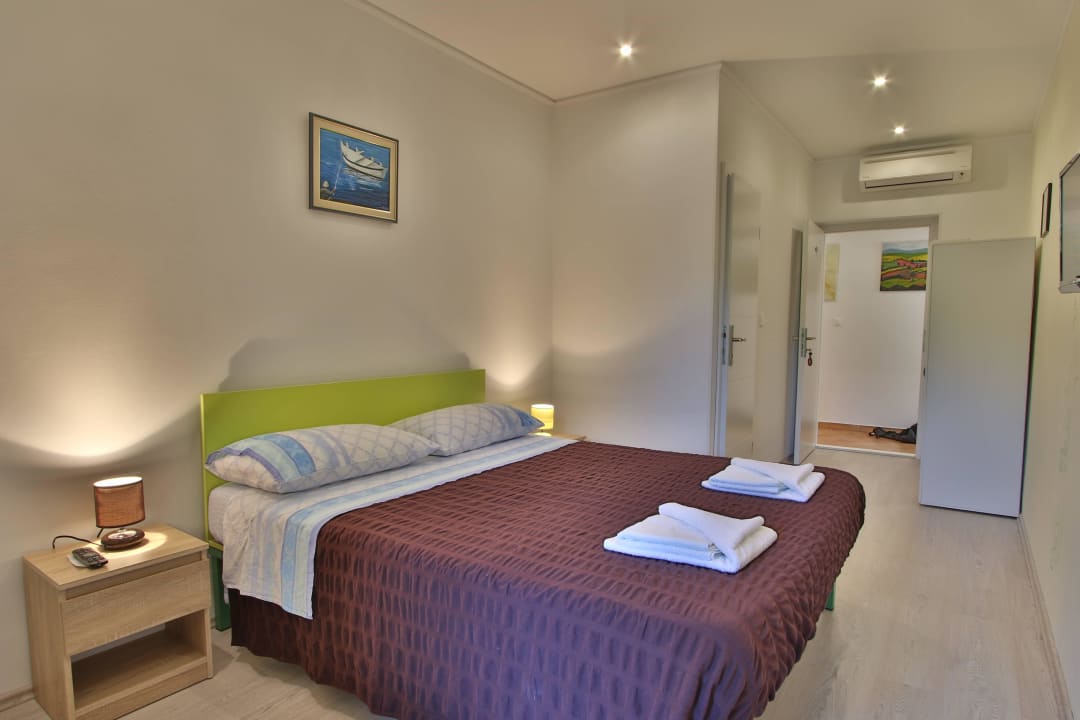 Standard room Buža Rooms and Apartment Feral