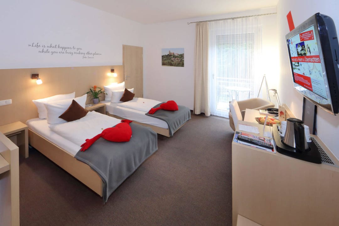 Business Twin - 2 Kingsize-Betten Aalener Römerhotel am Weltkulturerbe Limes
