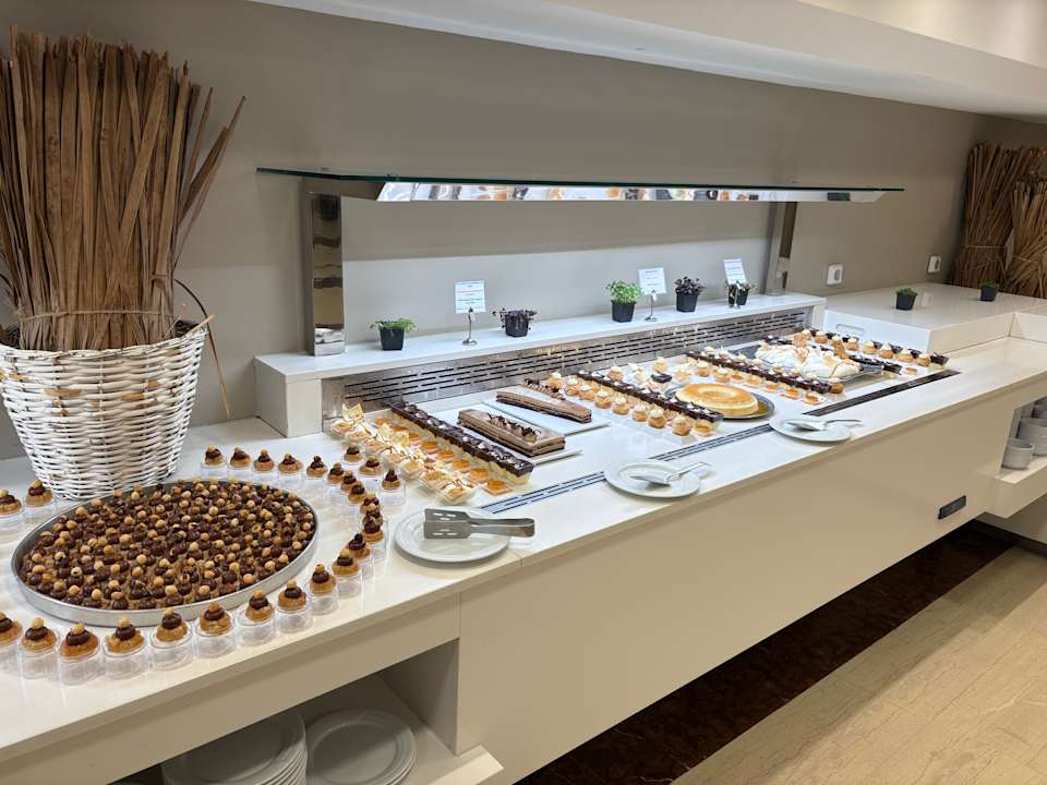 Gastro Esperides Beach Resort