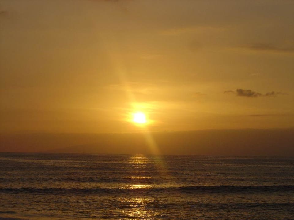 Sonnenuntergang am Strand Park Club Europe