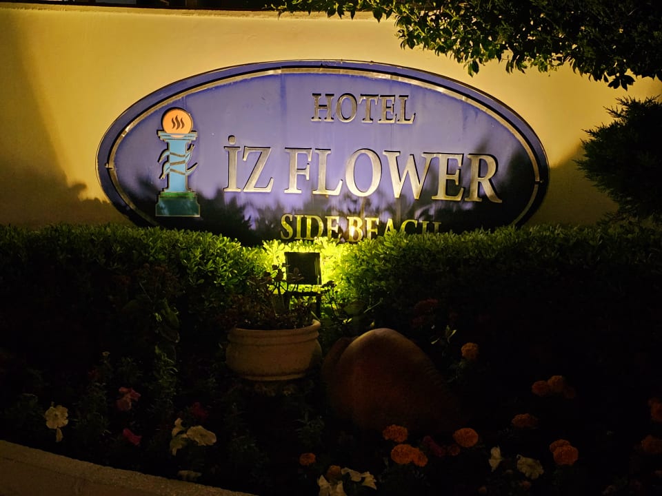 Außenansicht Iz Flower Side Beach Hotel