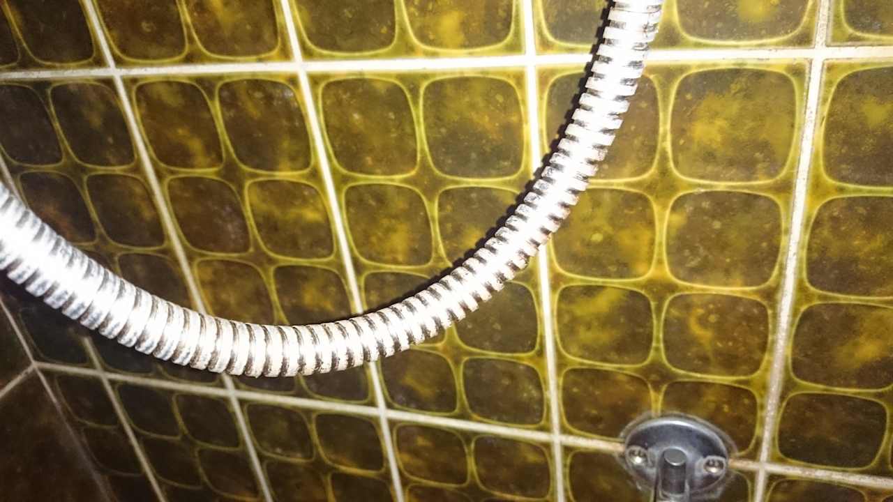 Völlig Versiffter Duschschlauch Gasthof-Hotel Krone