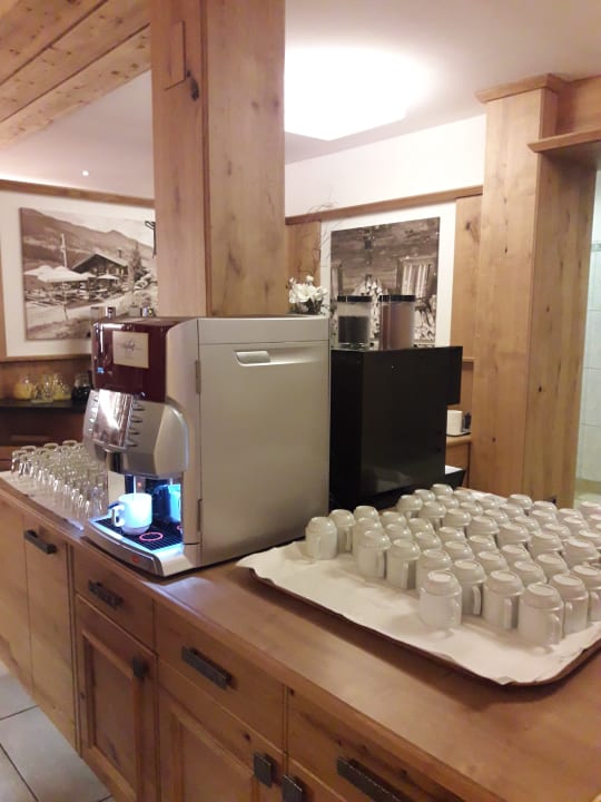 Frühstück Hotel Alphof Alpbach