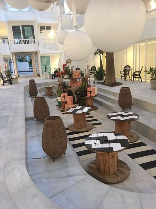 Innenhof  Hotel Gold by Marina