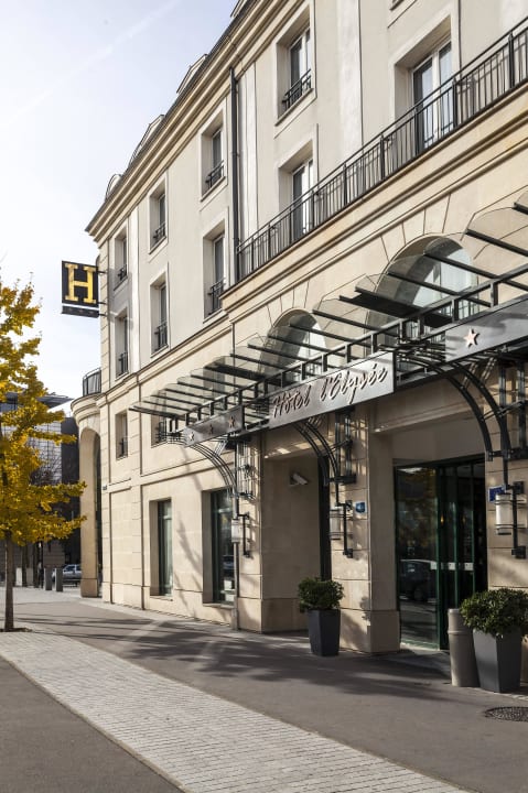Exterior view Hotel L'Elysée Val d'Europe