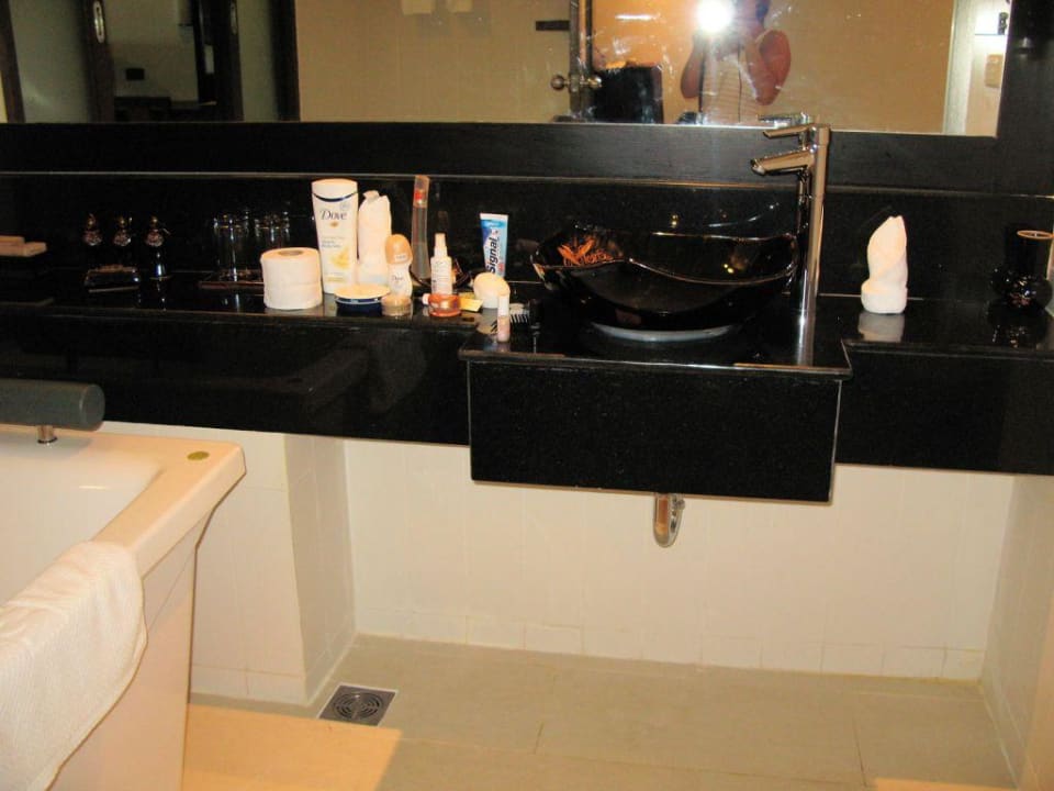 Badezimmer La Flora Khao Lak