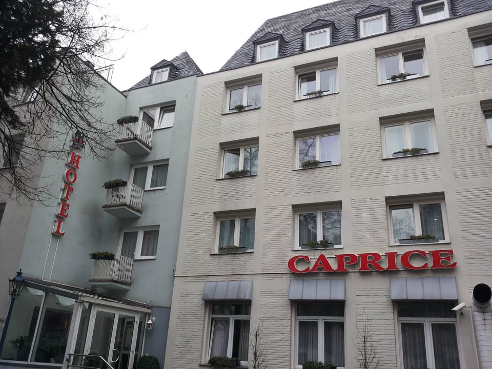 Frontansicht/Hoteleingang CityClass Hotel am Heumarkt