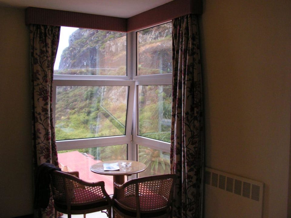 Towerzimmer Richtung Berg Hotel Dom Pedro Madeira