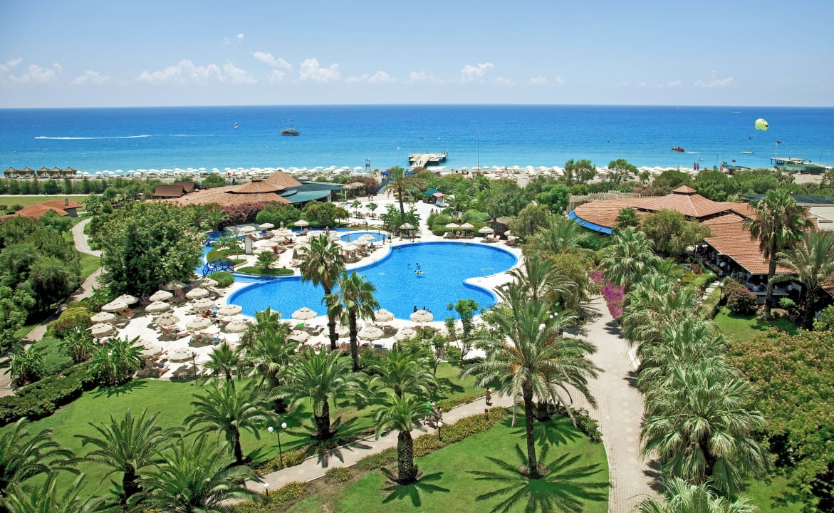 Pool Sunrise Resort Hotel