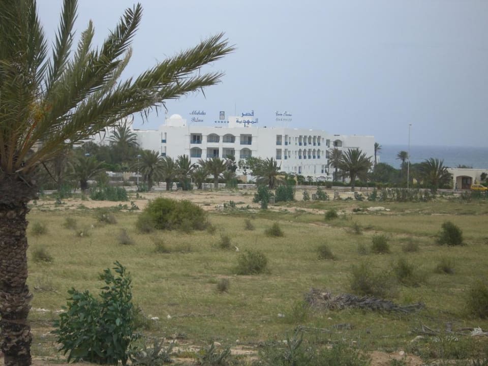 Das Hotel aus der Entfernung  Mahdia Palace Thalasso