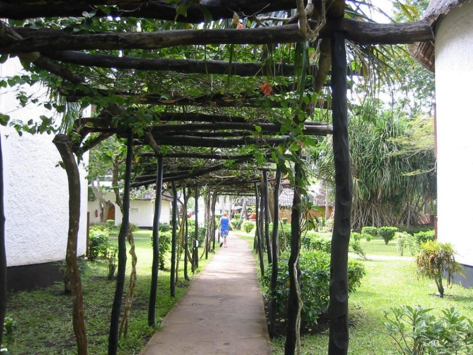 Außenanlage Wohnbereich Neptune Paradise Beach Resort & Spa