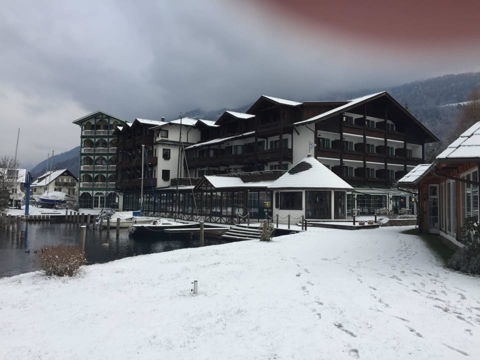 Segelboot direkt nebenan Romantik SPA Hotel Seefischer