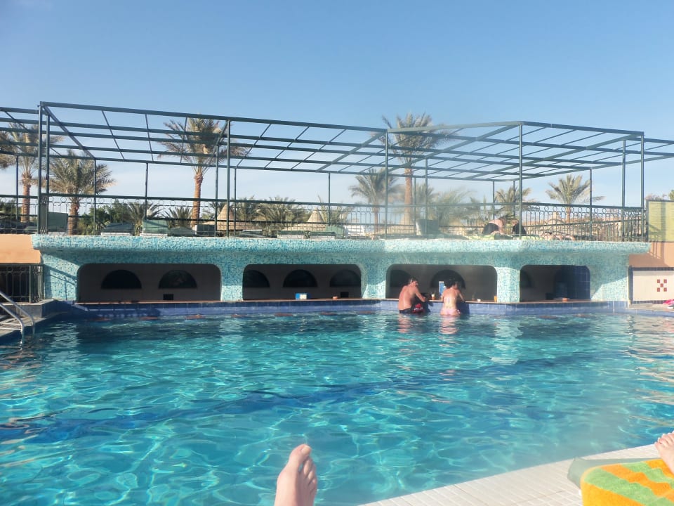 Bar im Pool Giftun Azur Resort