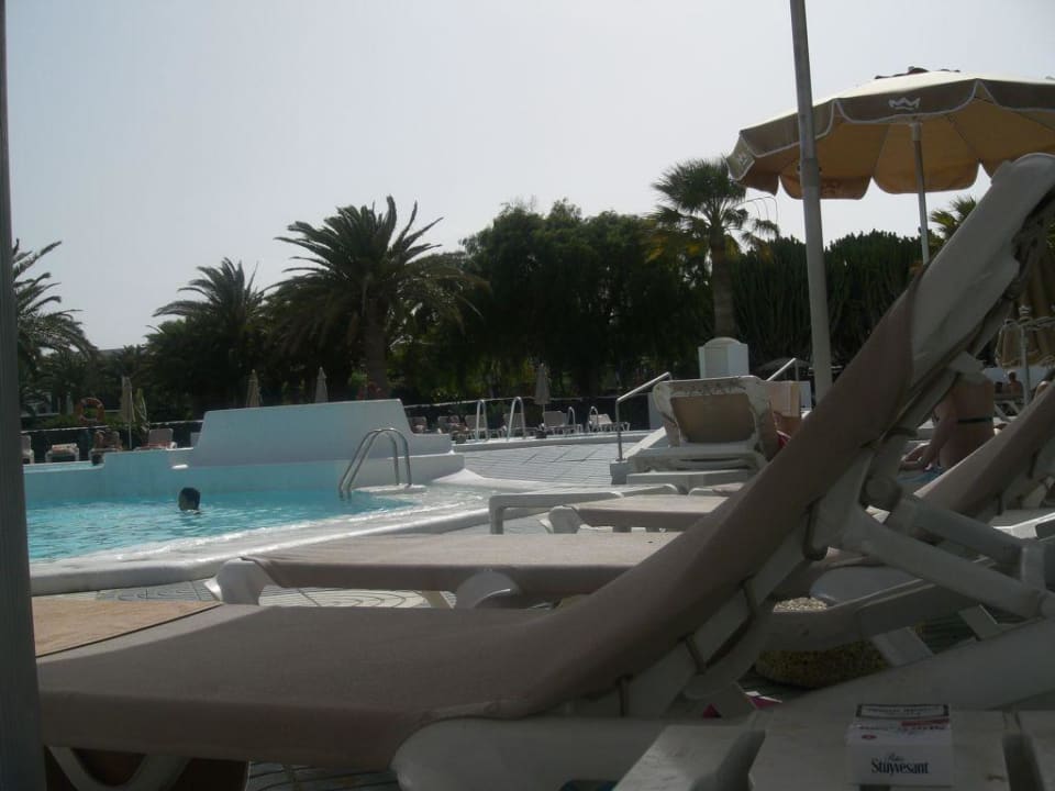 Pool in der Appartmentanlage Relaxia Olivina