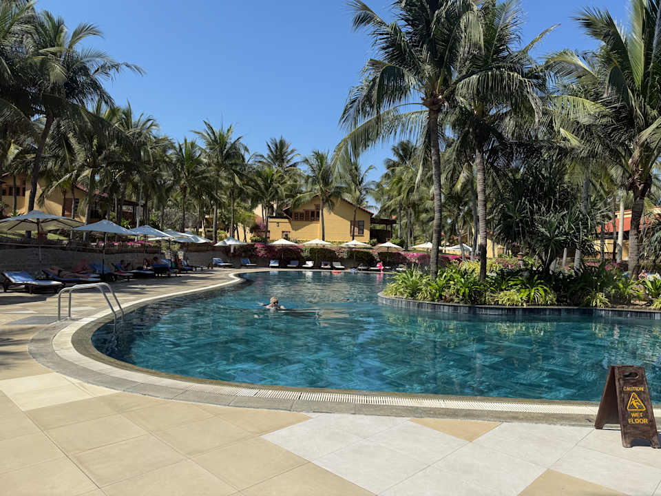 Pool Pandanus Resort