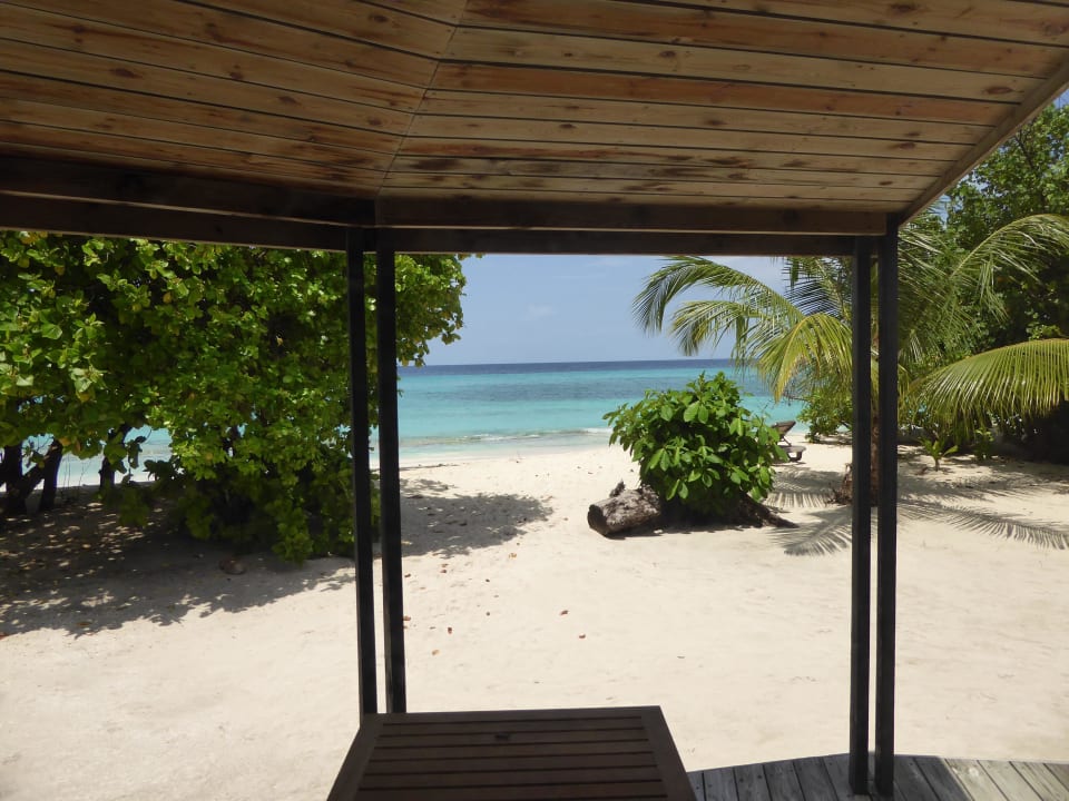 Ausblick aus dem Bungi Kuredu Island Resort & Spa
