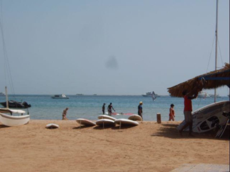 Blick von der Surfbar aufs Meer Giftun Azur Resort