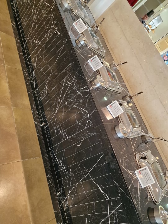 Gastro Can Garden Beach