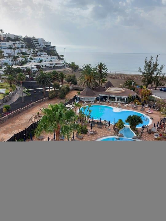 Pool Corallium Beach by Lopesan Hotels - Adults only