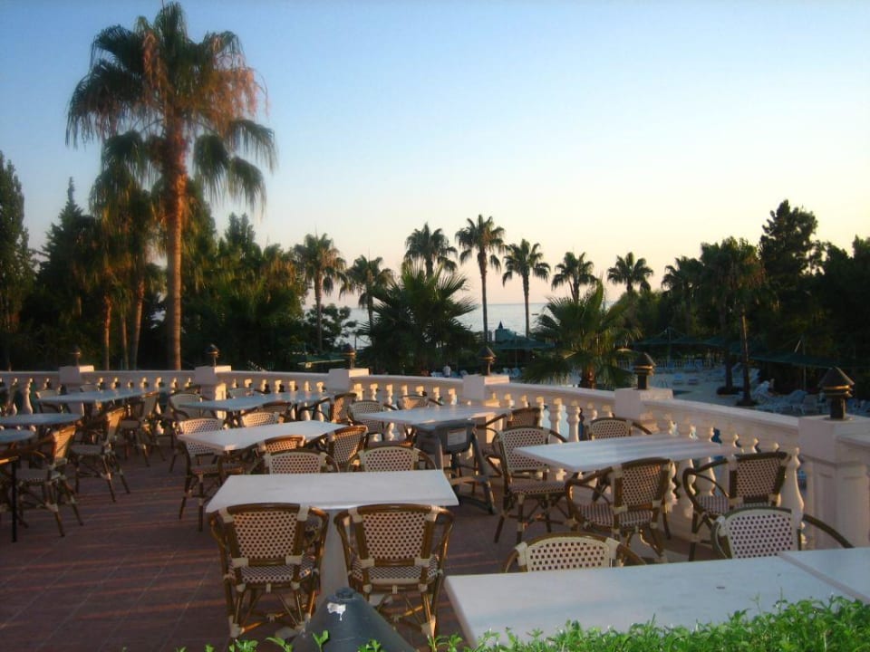 Terrasse Iz Flower Side Beach Hotel