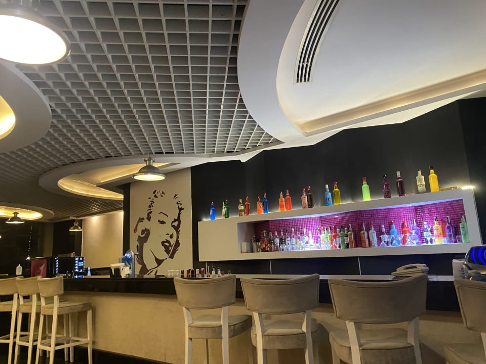 Gastro Seamelia Beach Resort