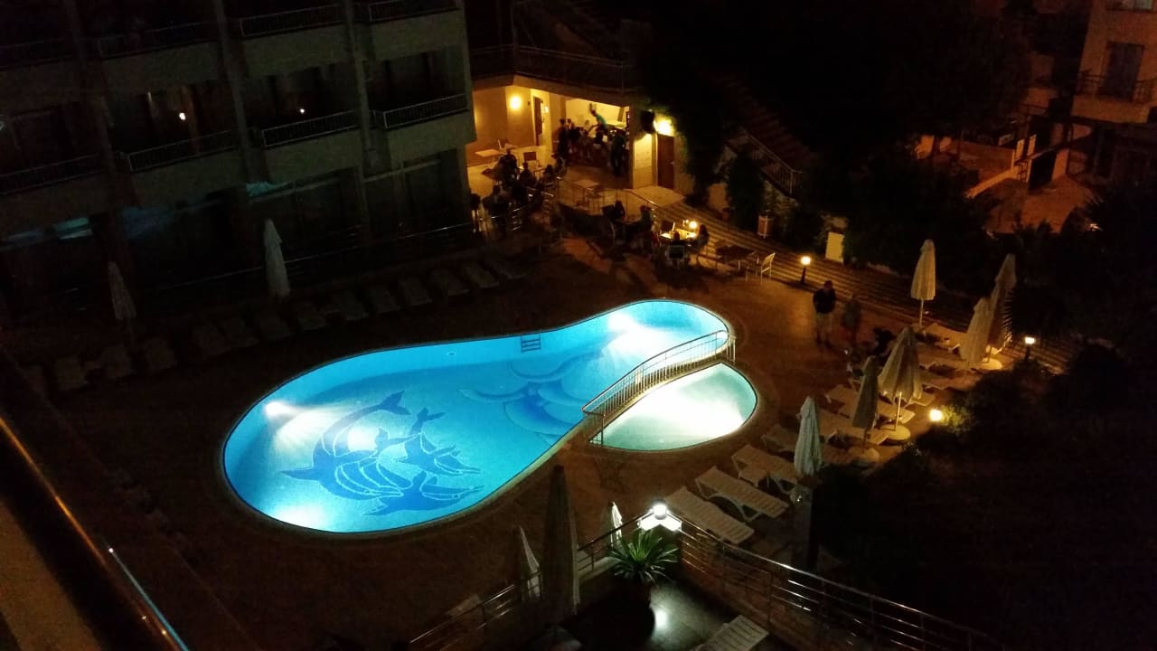 Blick auf dem Pool vom Zimmer aus Akdora Elite Hotel & Spa