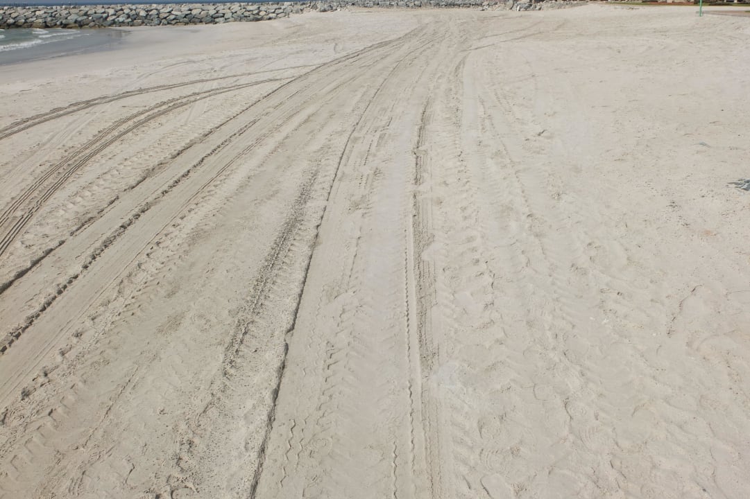 Spuren Bahi Ajman Palace Hotel