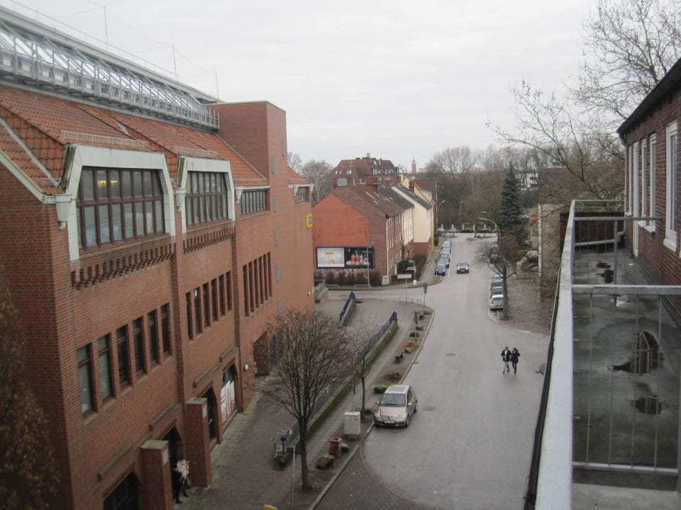 Vom Balkon Garner Hotel Hamburg - Wandsbek Marktplatz