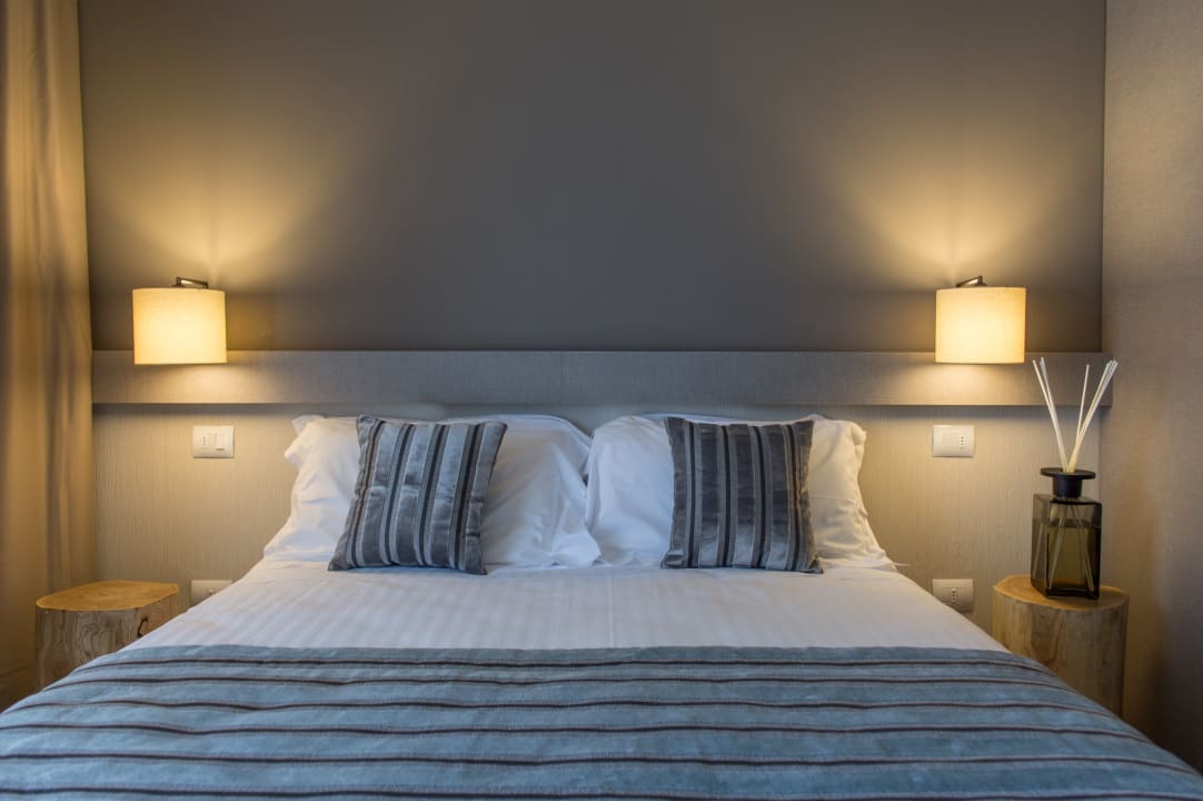 Zimmer Hotel De La Ville