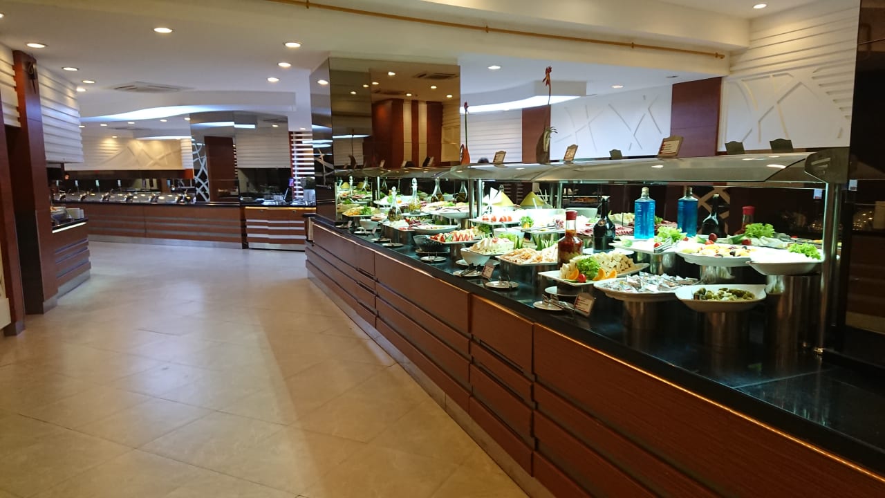 Restaurant VONRESORT Golden Coast