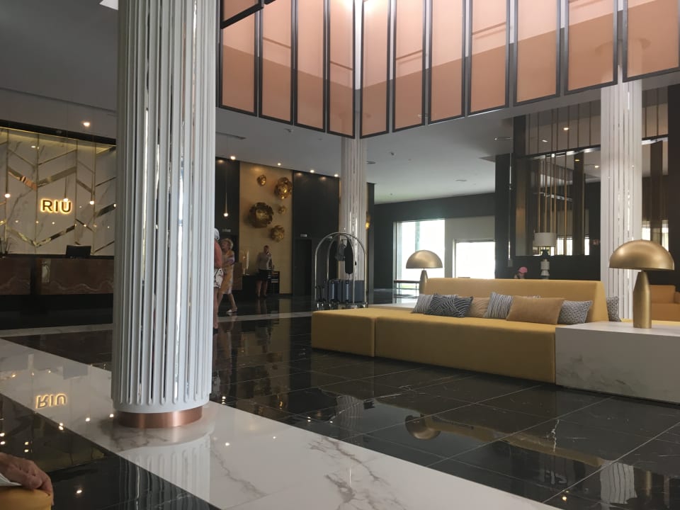 Lobby Hotel Riu Palace Oasis