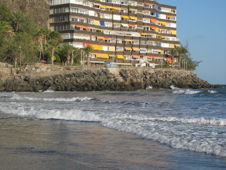 Strand und Promenade Corallium Beach by Lopesan Hotels - Adults only