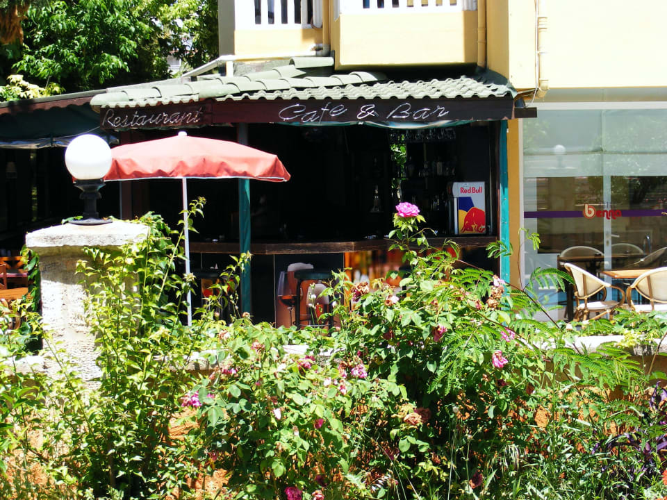 Warmes Bier Hotel Benna