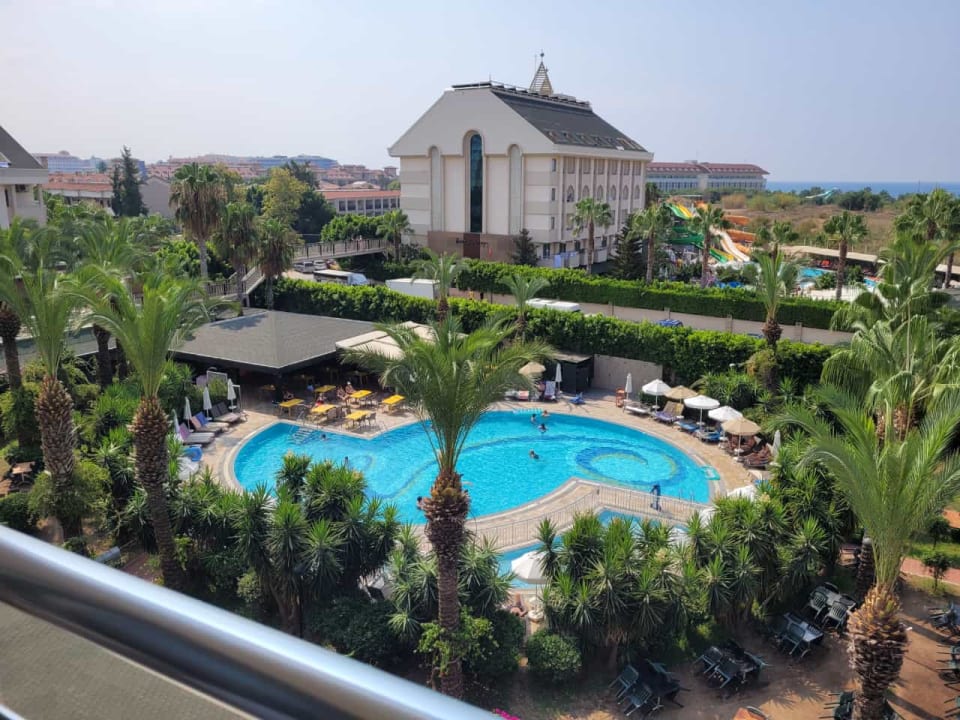 Pool Calimera Hane Garden