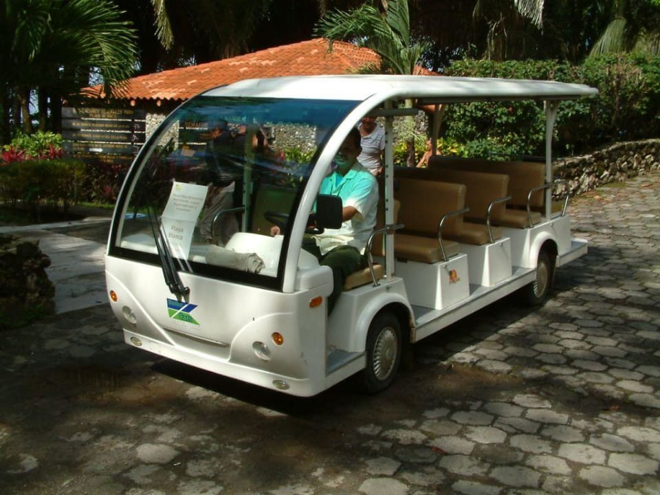 Shuttle-Bus Hotel & Club Punta Leona